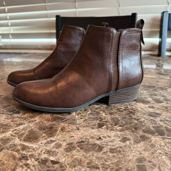 Michael By Michael Shannon Bootie Boots Sz 8 Brown​ - Picture 12 of 12